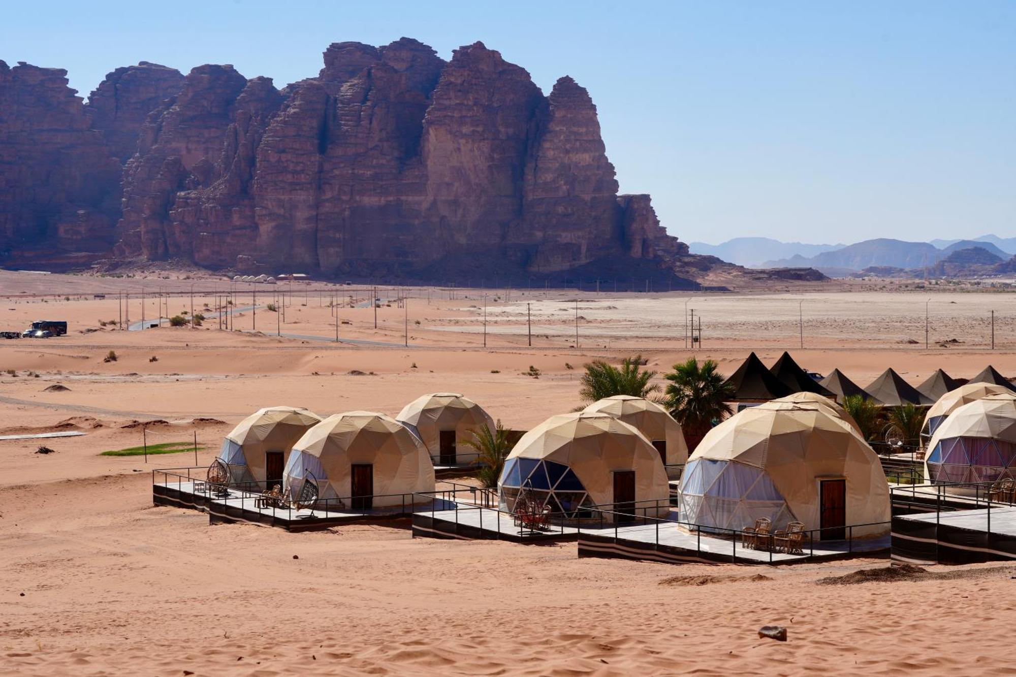 Hasan Zawaideh Camp Hotel วาดิรัม ภายนอก รูปภาพ